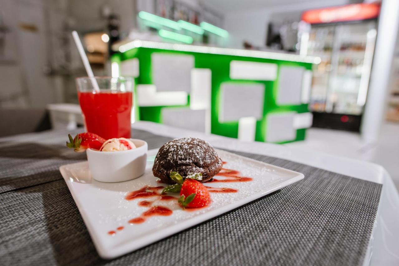 Higina Spa Hotel Truskavets Dış mekan fotoğraf